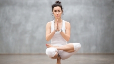 Thiền & Yoga Trị Liệu – Giải Pháp Tự Nhiên Cho Đau Mỏi, Mất Ngủ Và Lo Âu