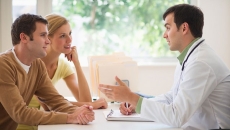 Chăm sóc sức khỏe nữ giới trước khi sinh sản: Dinh dưỡng hợp lý và những điều cần biết