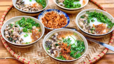 Bánh đúc nóng Hà Nội – Một bát chiều đông, ấm lòng phố cổ