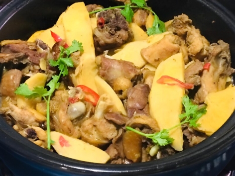 Cách Làm Gà Kho Măng Đậm Đà, Thơm Ngon Chuẩn Vị Cơm Nhà