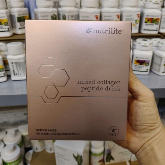 Bột Collagen Nutrilite Mixed Collagen Peptide Drink Cải Thiện Độ Đàn Hồi Và Cấp Ẩm Cho Làn Da Của Bạn