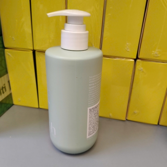 Sữa tắm g&H Refresh Exfoliating Body Wash 400ml [Có sỉ và lẻ toàn quốc]