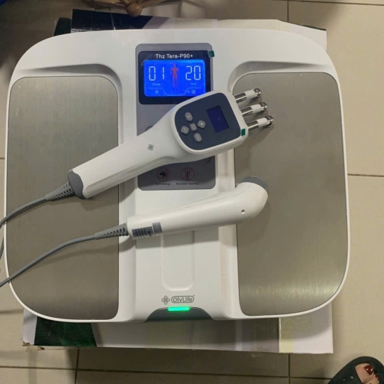 Máy trị liệu tích hợp OlyLife THz Tera P90+ Plus Chính Hãng