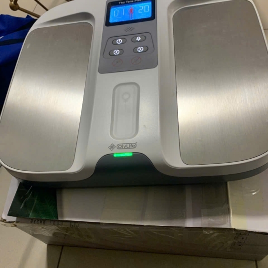 Máy trị liệu tích hợp OlyLife THz Tera P90+ Plus Chính Hãng