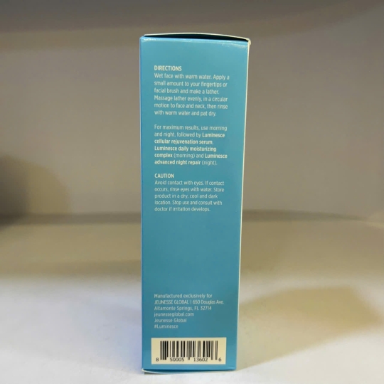 Sữa rửa mặt chăm sóc và phục hồi làn da Youth Restoring Cleanser Luminesce Velovita | Shop TPCN 24 Giờ